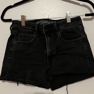 High Waste black American Eagle Shorts